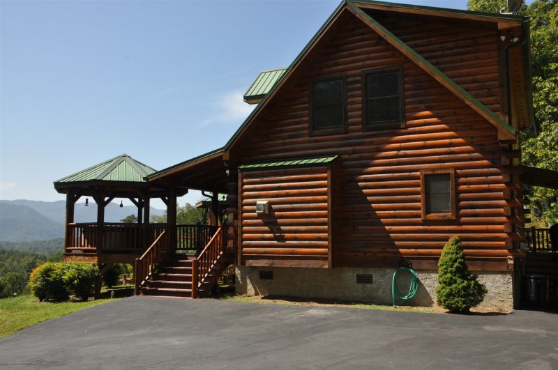 A Wilderness Hideaway Smoky Mountains Vacation Cabin Rental